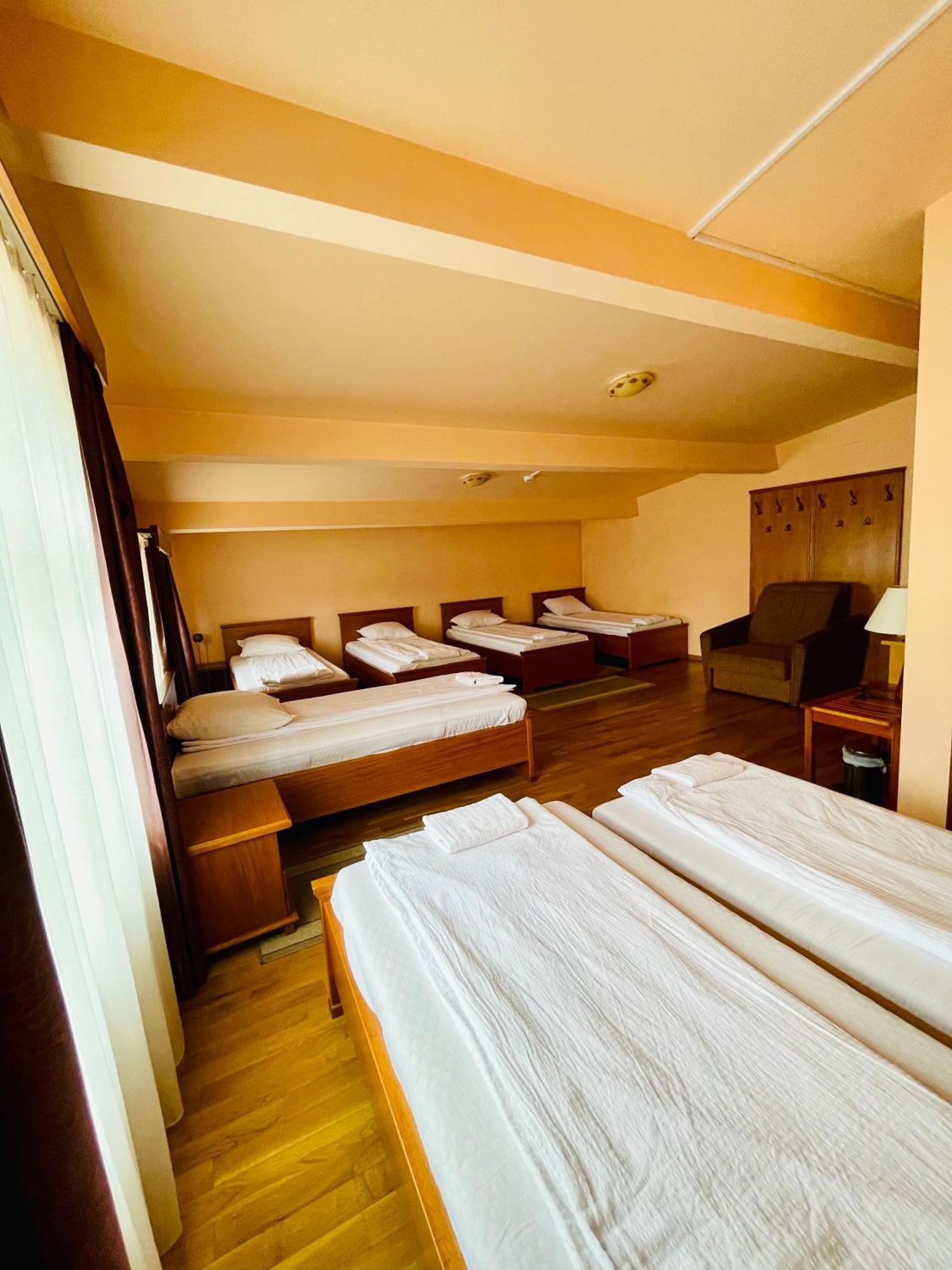 Bed and Breakfast Rákóczi Center Odorheiu Secuiesc Exterior foto